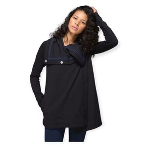 Lululemon Athletica Gray Reversible Wrap sweater jacket